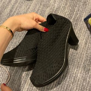 Bernie Mev woven Knit weave booties